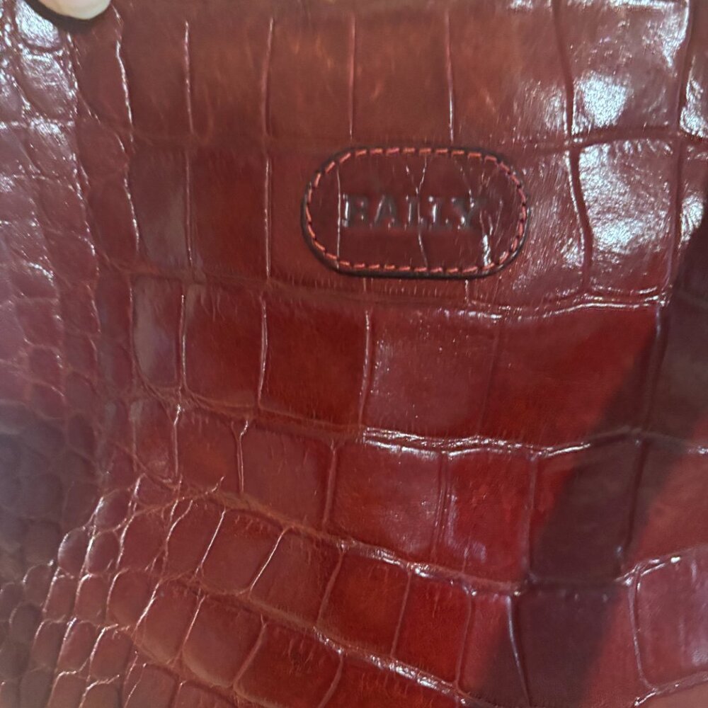 Vintage Bally red croc bucket bag purse - Picture 9 of 9